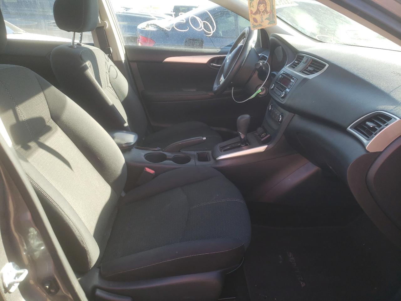 Photo 5 from auction – 2016 NISSAN SENTRA S with VIN 3N1AB7AP4GY255255