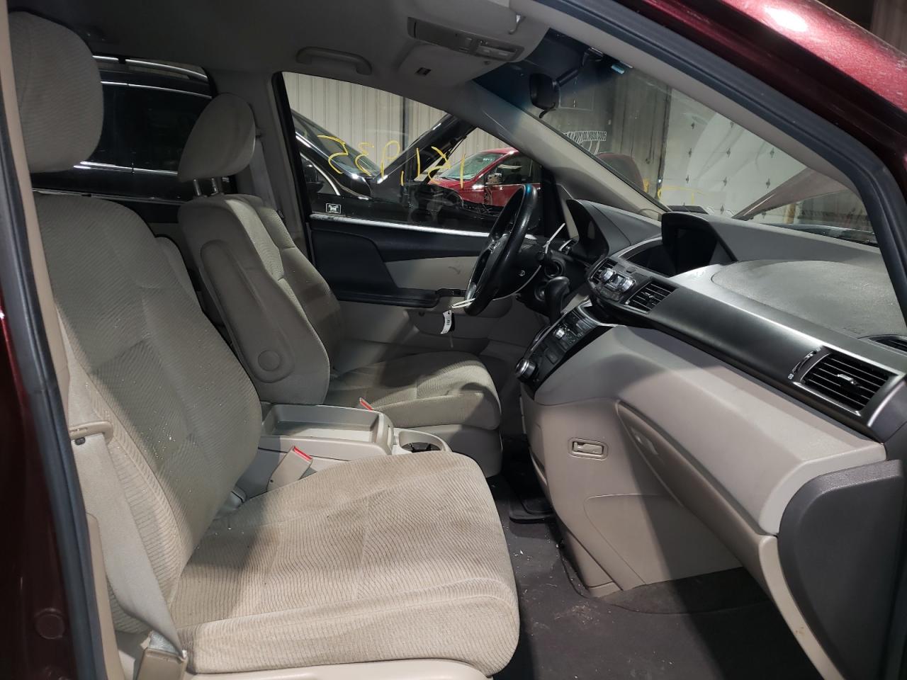 Photo 5 from auction – 2012 HONDA ODYSSEY EX with VIN 5FNRL5H43CB023619