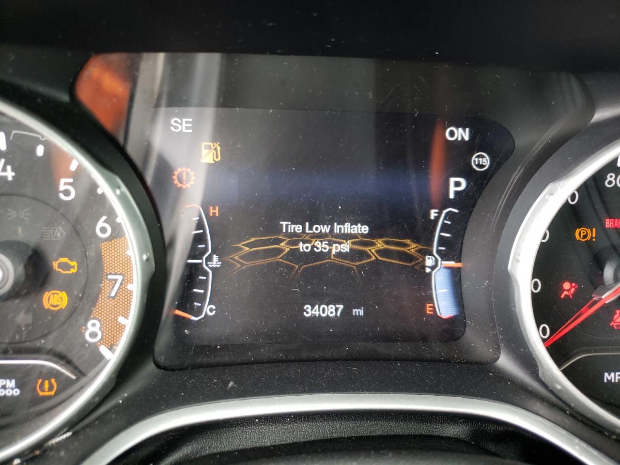 Photo 8 from auction – 2019 JEEP COMPASS LA with VIN 3C4NJDBB6KT623072