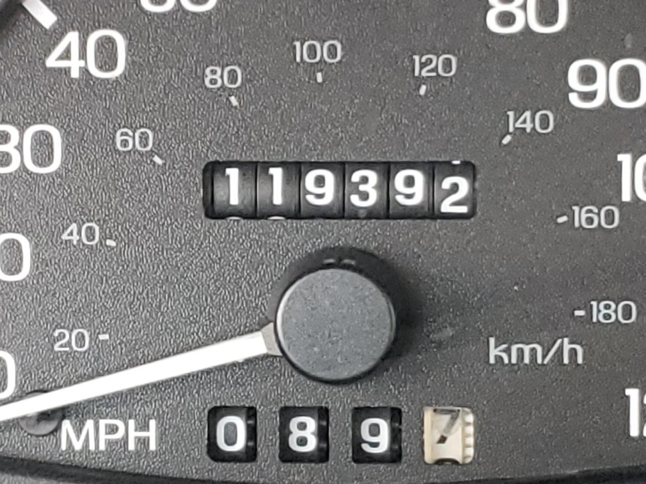 Photo 8 from auction – 2002 FORD ESCORT ZX2 with VIN 3FAFP11342R184887