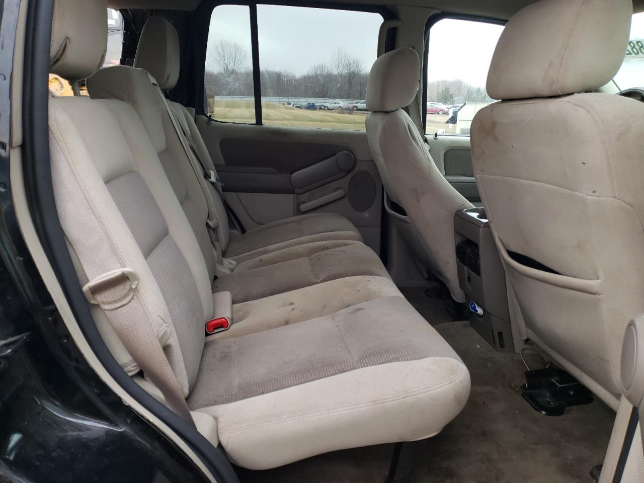 Photo 6 from auction – 2007 FORD EXPLORER with VIN 1FMEU73E17UB33083
