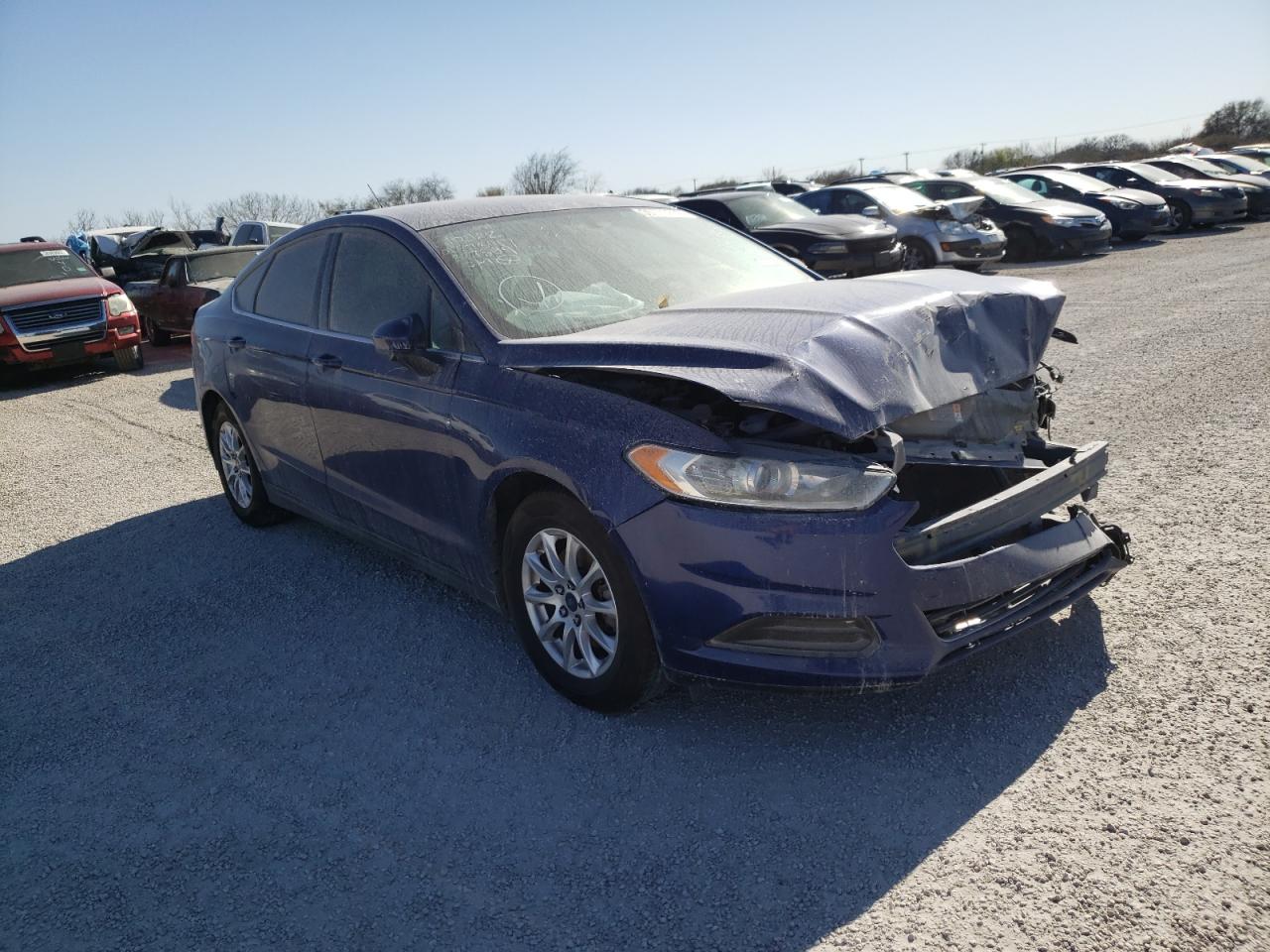 FORD FUSION S 2016 with VIN 3FA6P0G79GR327389 - Photo from auction