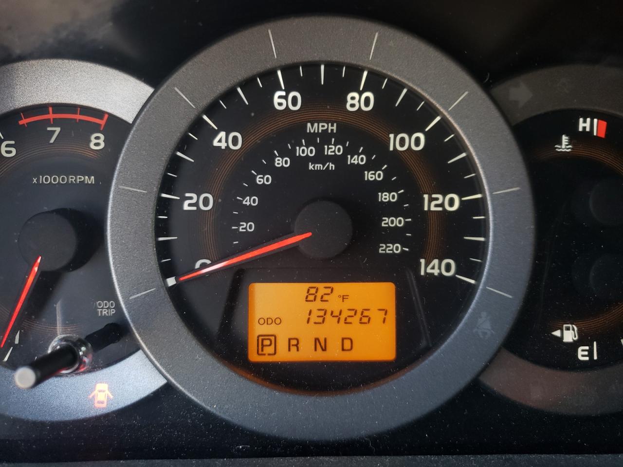 Photo 8 from auction – 2011 TOYOTA RAV4 with VIN 2T3BF4DV5BW142993