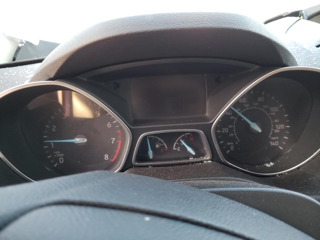 Photo 8 from auction – 2017 FORD ESCAPE SE with VIN 1FMCU9G92HUB79765