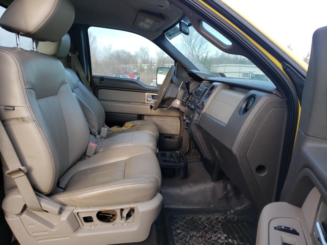 Photo 5 from auction – 2009 FORD F150 with VIN 1FTRF12W49KA76318