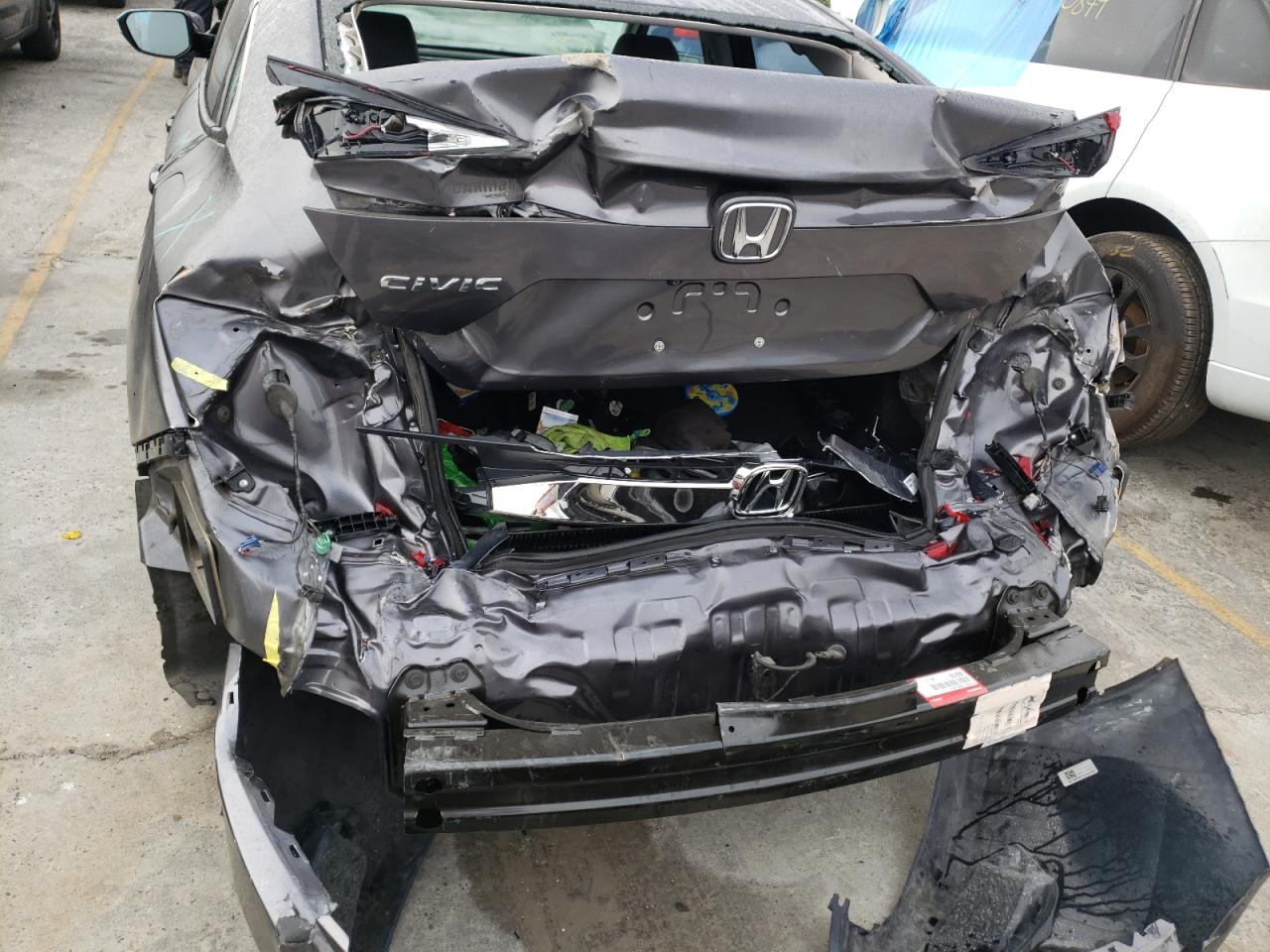 Photo 9 from auction – 2016 HONDA CIVIC EX with VIN 2HGFC2F79GH527074