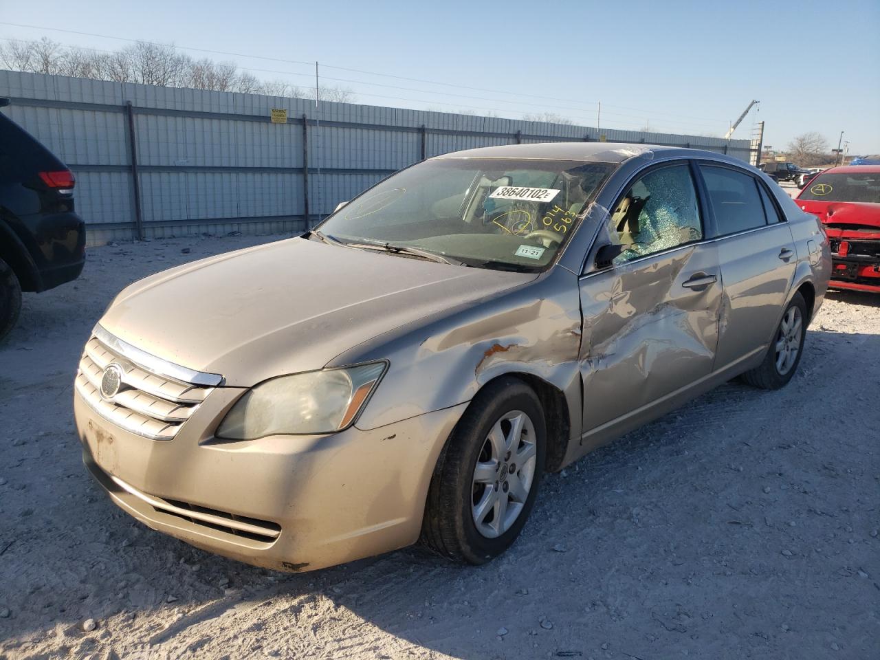 Photo 2 from auction – 2005 TOYOTA AVALON XL with VIN 4T1BK36B15U014563