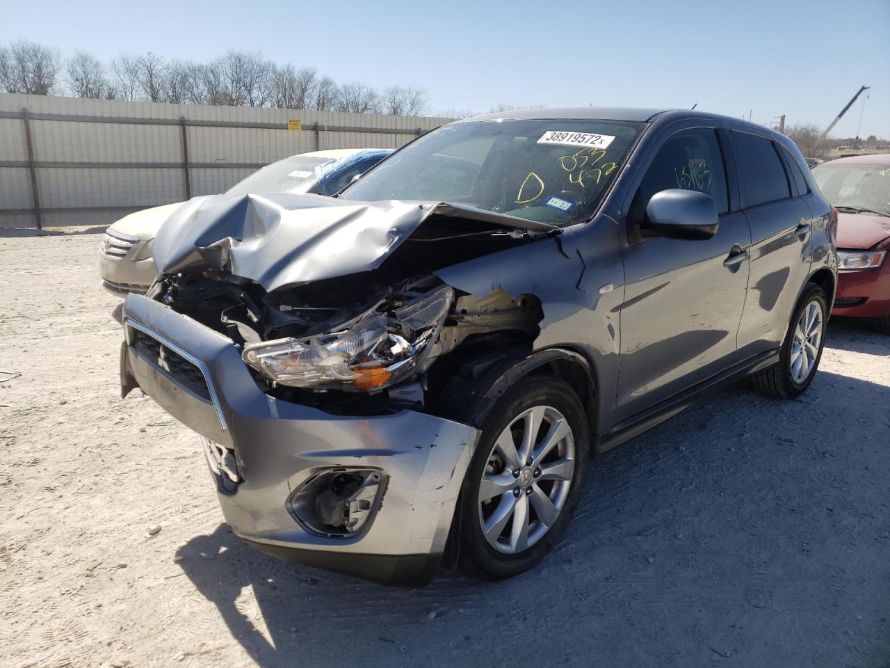 Foto 2 de la subasta – 2015 MITSUBISHI OUTLANDER con VIN 4A4AP3AU8FE053472