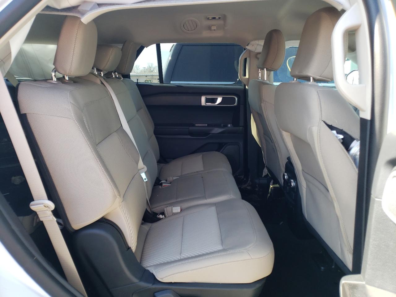 Photo 6 from auction – 2022 FORD EXPLORER with VIN 1FMSK8BH1NGA06890