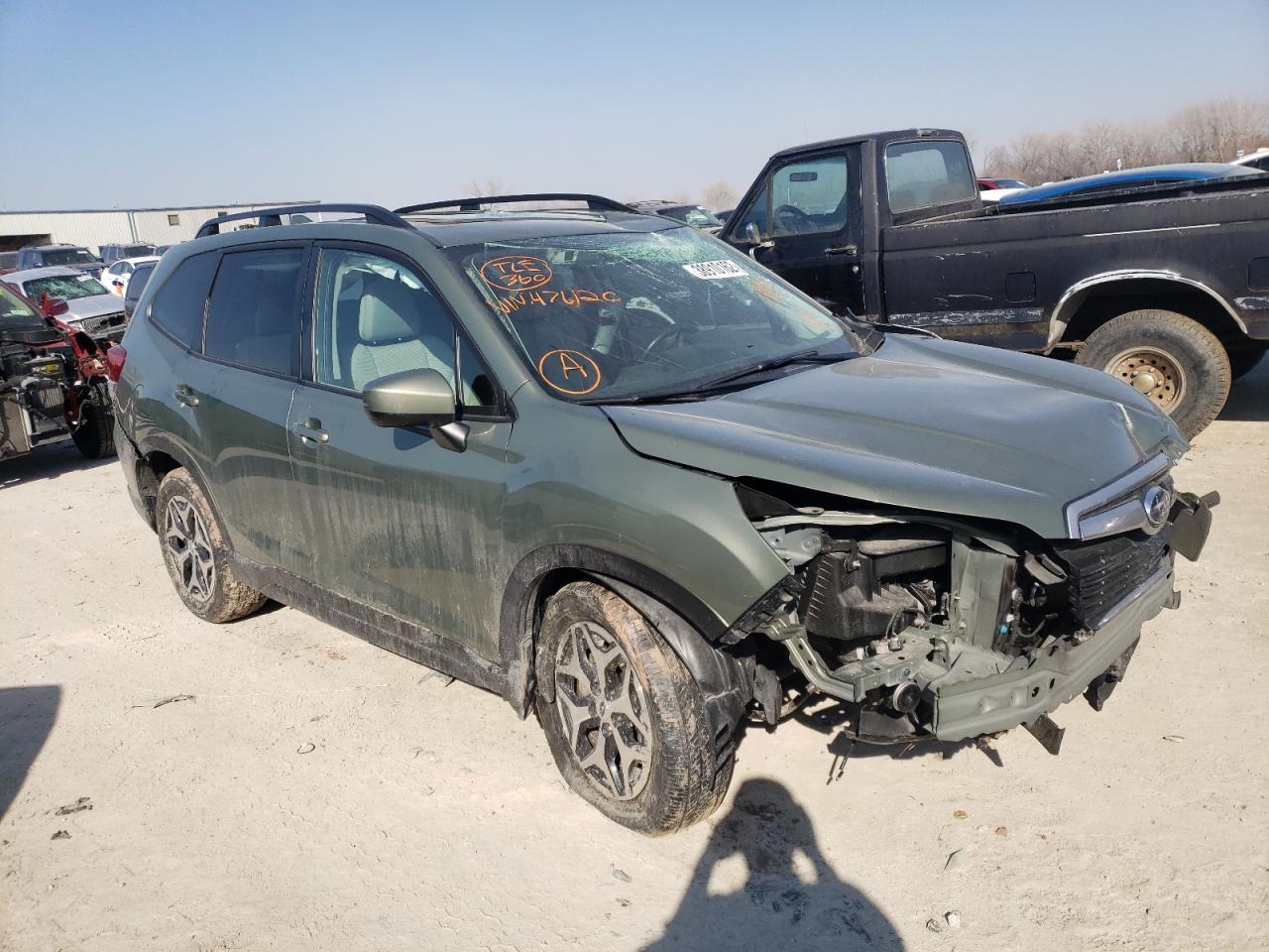 SUBARU FORESTER P 2020 with VIN JF2SKAJC8LH476120 - Photo from auction