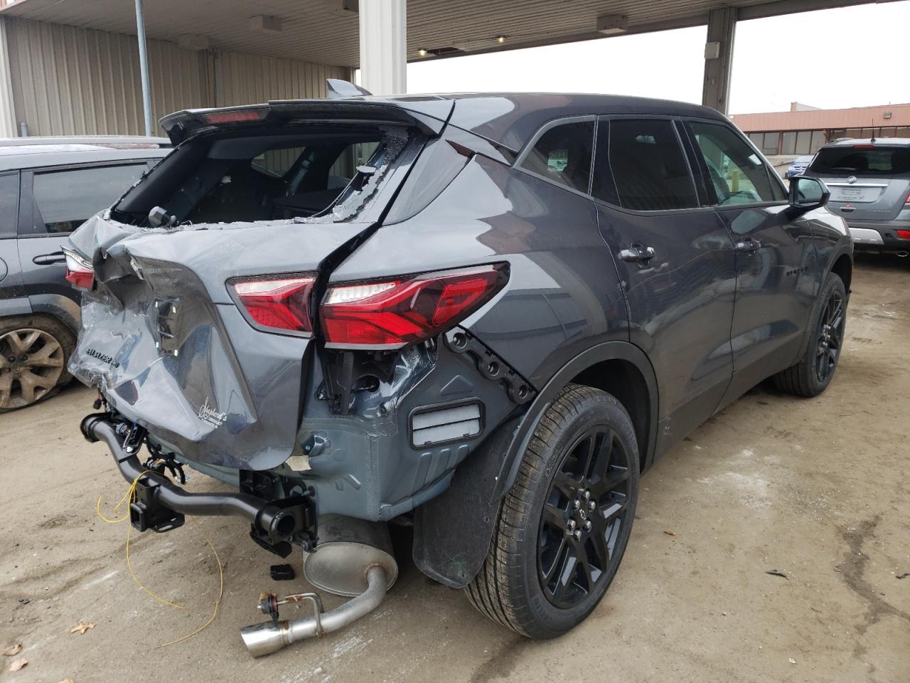 Photo 4 from auction – 2022 CHEVROLET BLAZER 2LT with VIN 3GNKBHR43NS130904