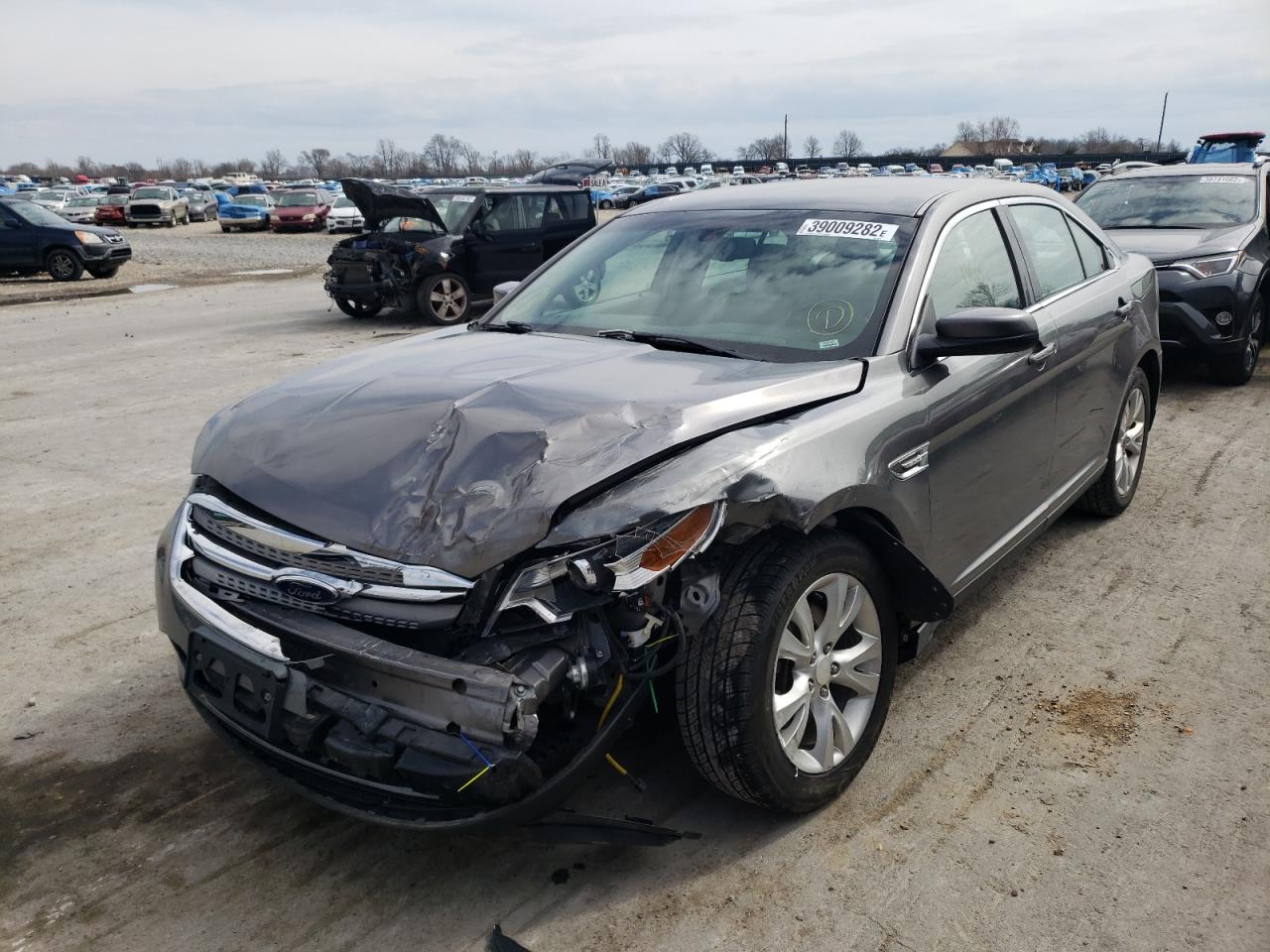 Photo 2 from auction – 2011 FORD TAURUS SEL with VIN 1FAHP2EW9BG150860