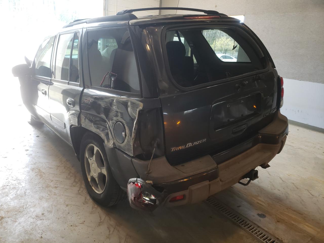 Photo 3 from auction – 2004 CHEVROLET TRAILBLAZE with VIN 1GNDT13S042417728