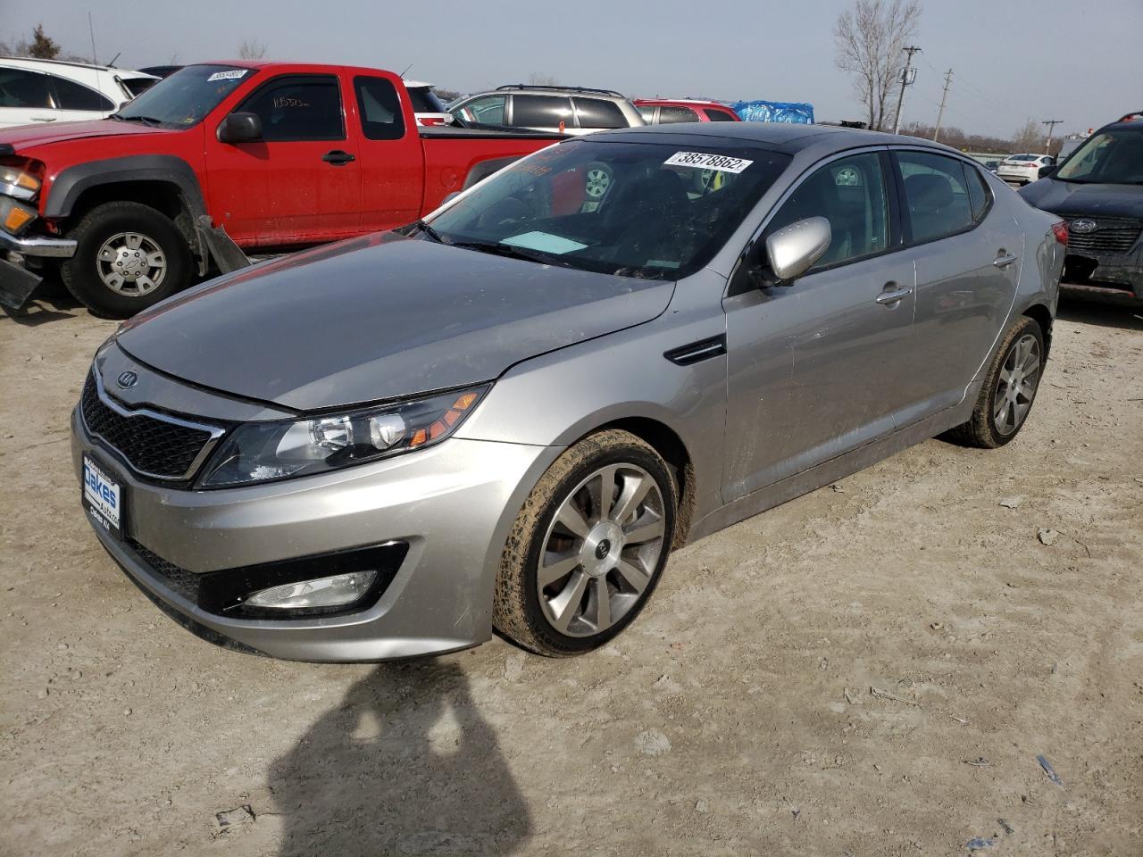 Photo 2 from auction – 2012 KIA OPTIMA SX with VIN 5XXGR4A68CG078169