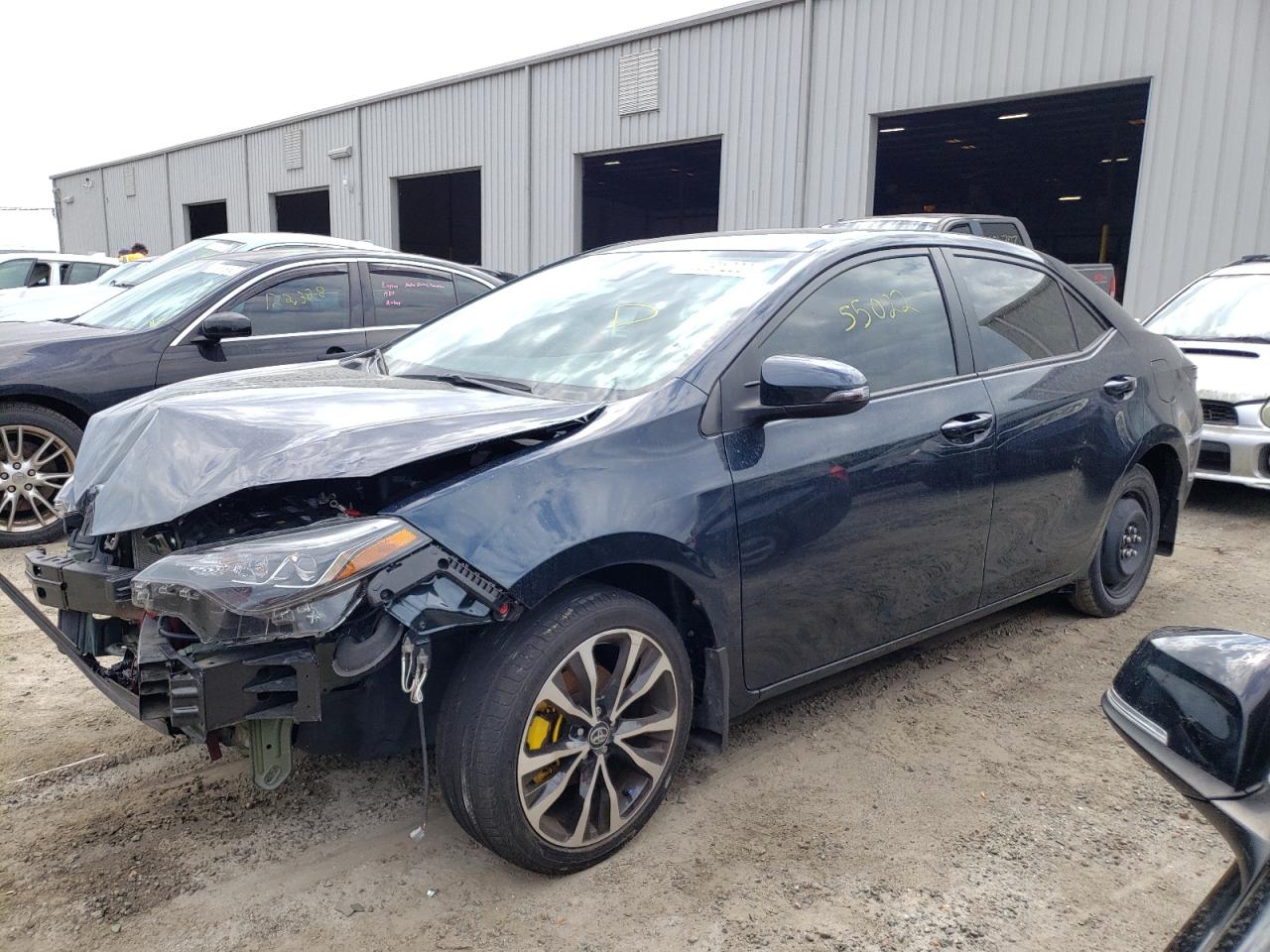 Photo 2 from auction – 2018 TOYOTA COROLLA with VIN 5YFBURHE3JP825216