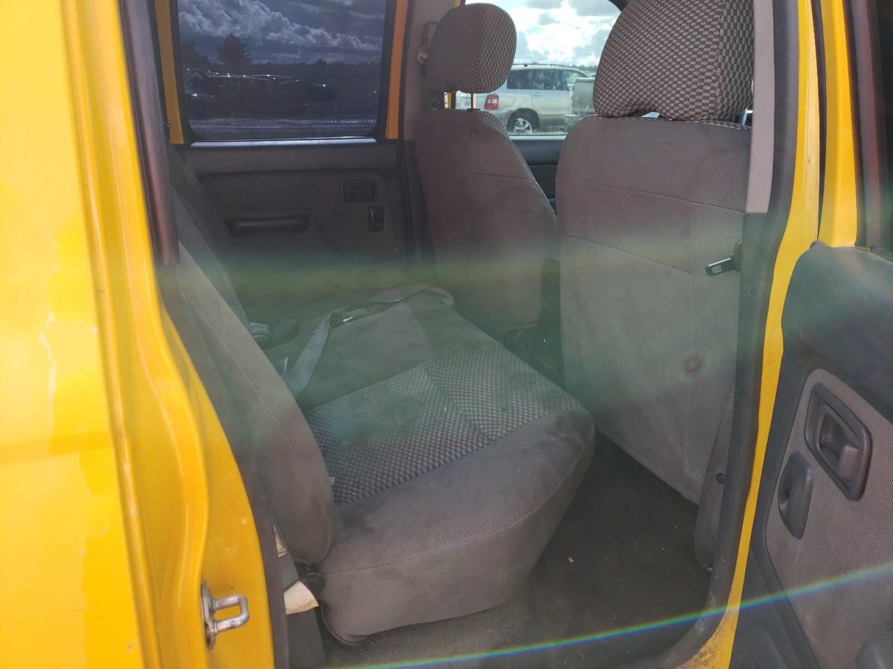 Photo 6 from auction – 2002 NISSAN FRONTIER C with VIN 1N6ED27TX2C377889