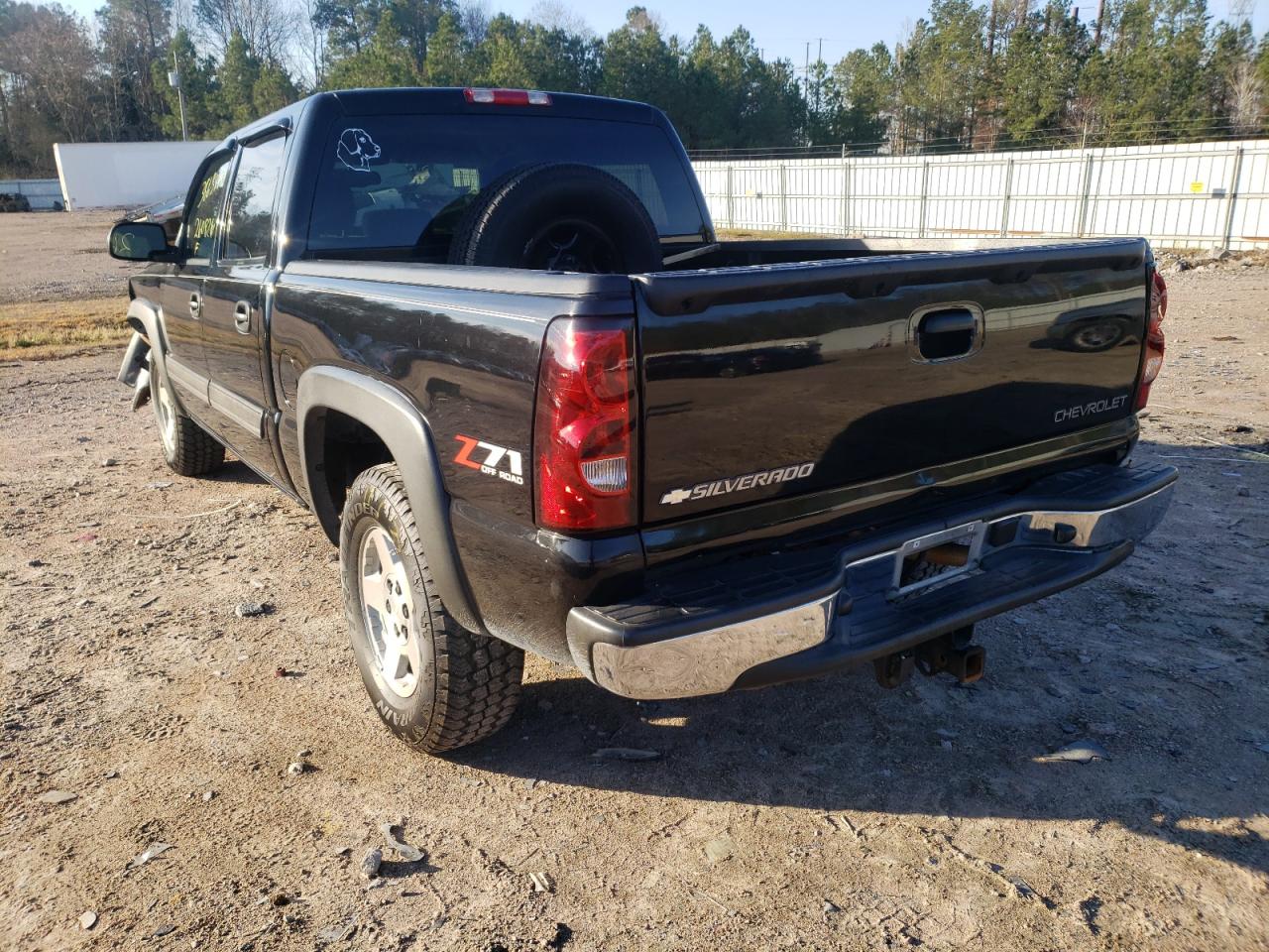 Photo 3 from auction – 2004 CHEVROLET SILVERADO with VIN 2GCEK13T941432883