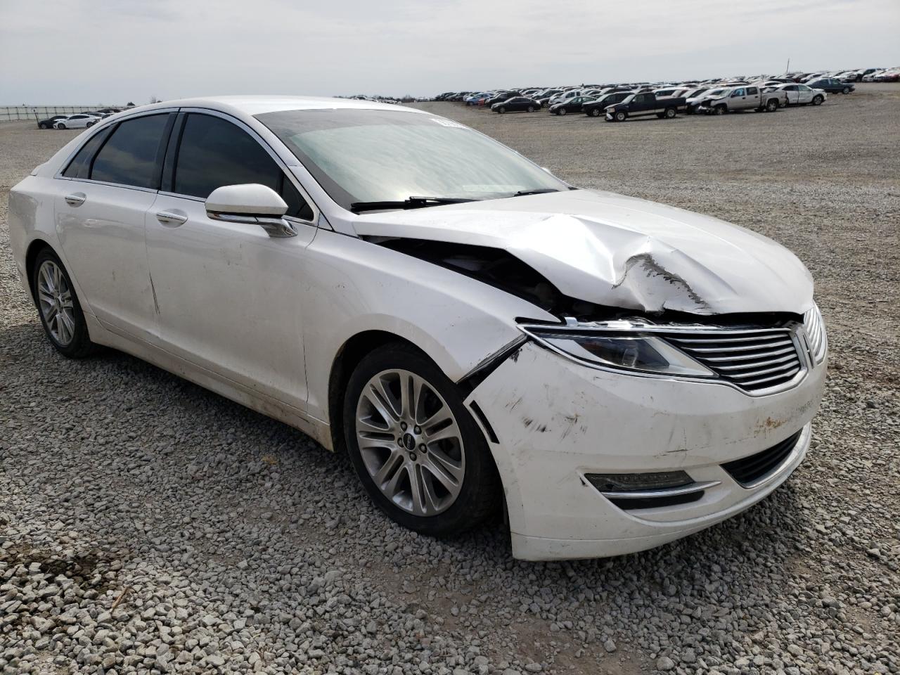 LINCOLN MKZ 2014 with VIN 3LN6L2G92ER807964 - Photo from auction