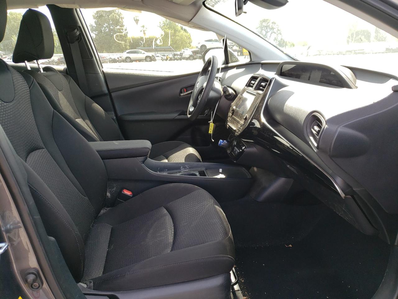 Photo 5 from auction – 2019 TOYOTA PRIUS with VIN JTDKARFU2K3089687