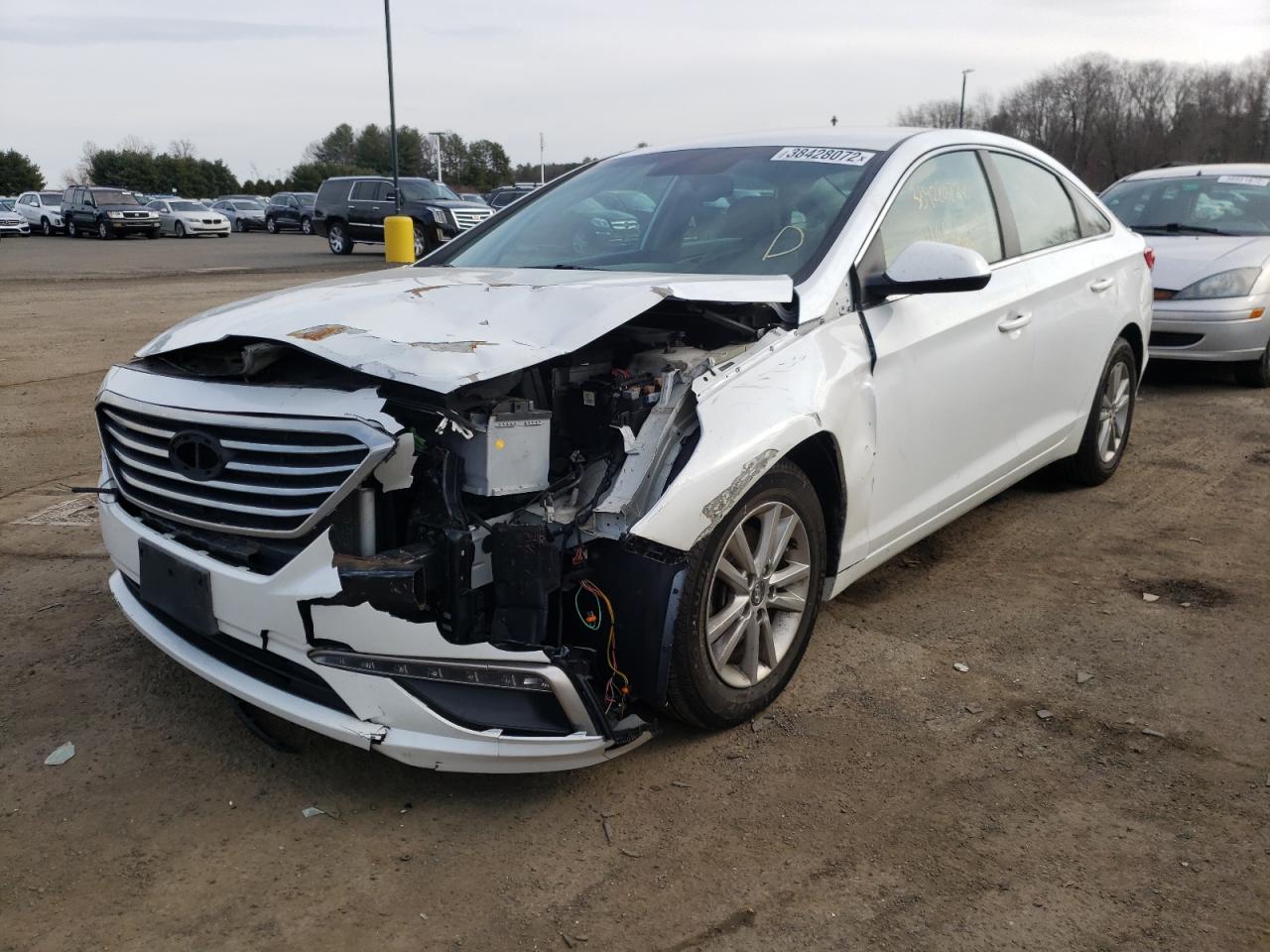 Photo 2 from auction – 2015 HYUNDAI SONATA SE with VIN 5NPE24AF5FH021318