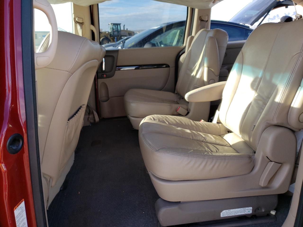 Photo 6 from auction – 2014 KIA SEDONA EX with VIN KNDMH4C78E6580919