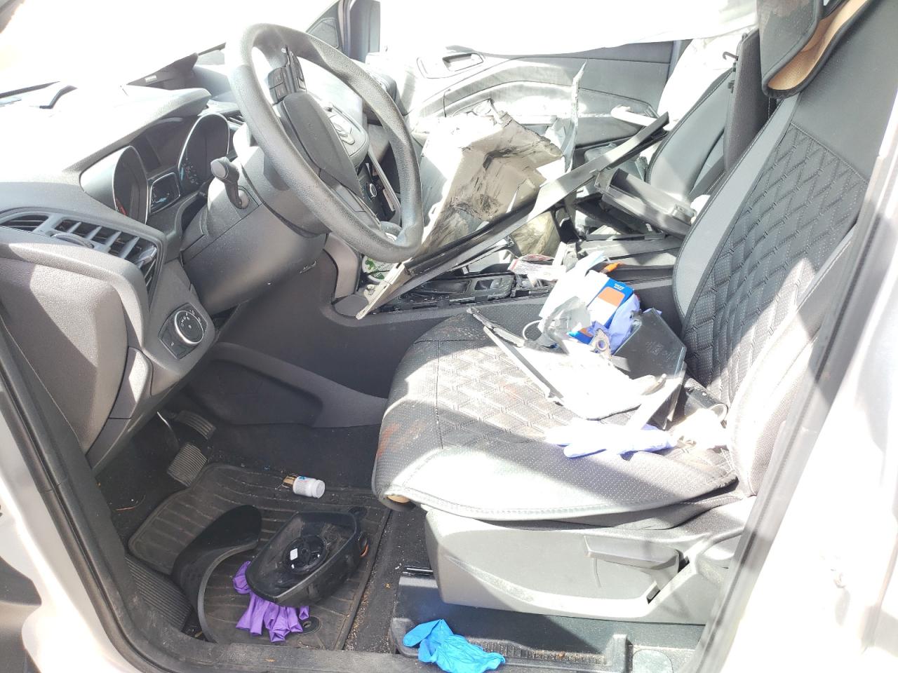 Photo 5 from auction – 2017 FORD ESCAPE S with VIN 1FMCU0F72HUA58472