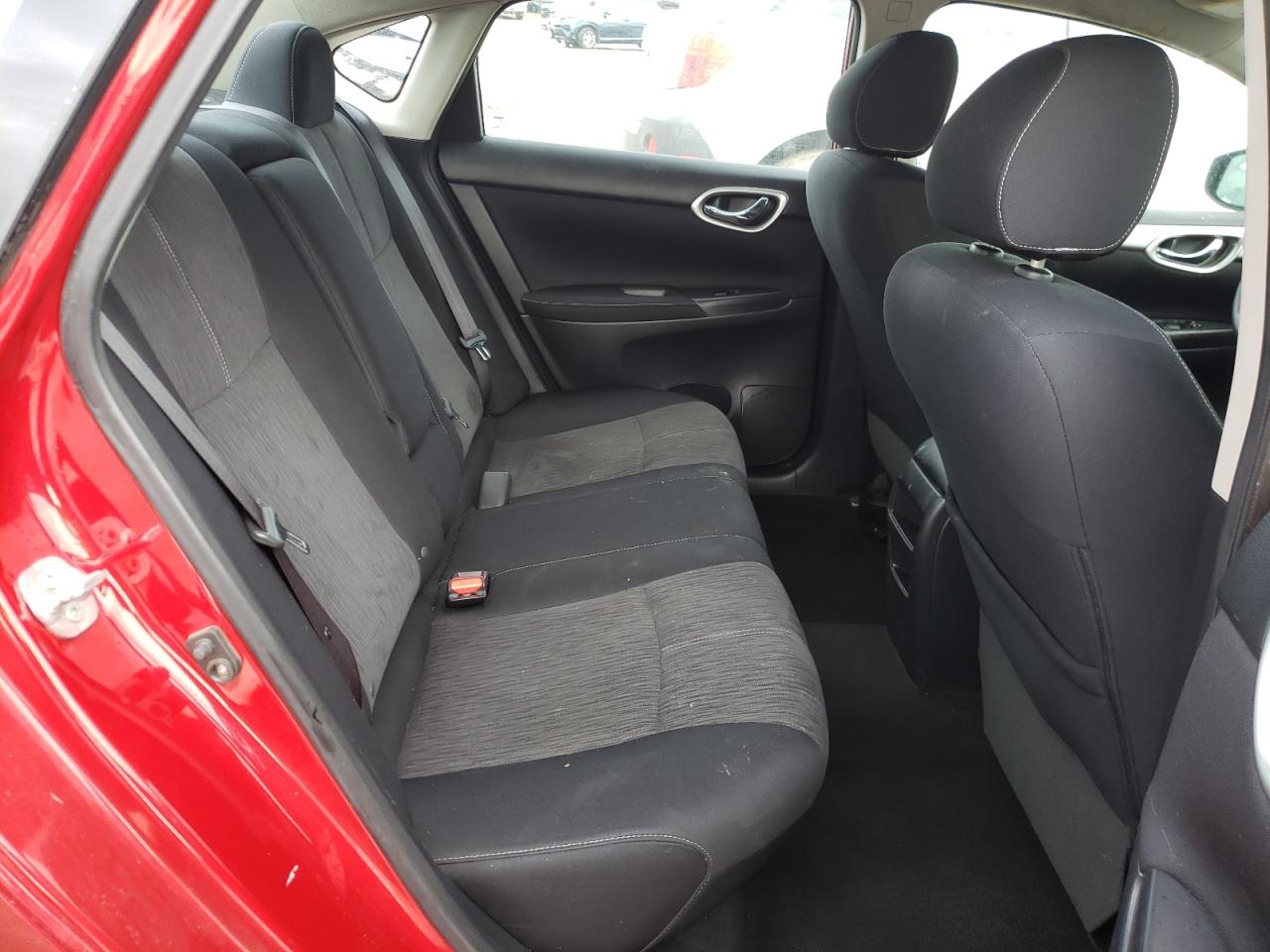 Photo 6 from auction – 2014 NISSAN SENTRA S with VIN 3N1AB7AP7EL618027