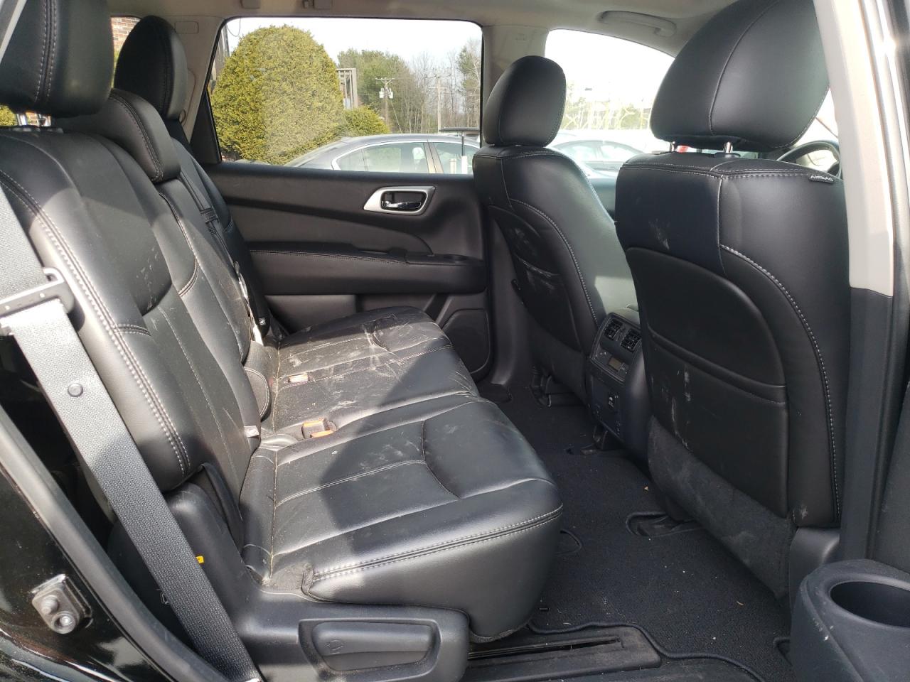 Photo 6 from auction – 2014 NISSAN PATHFINDER with VIN 5N1AR2MMXEC715498