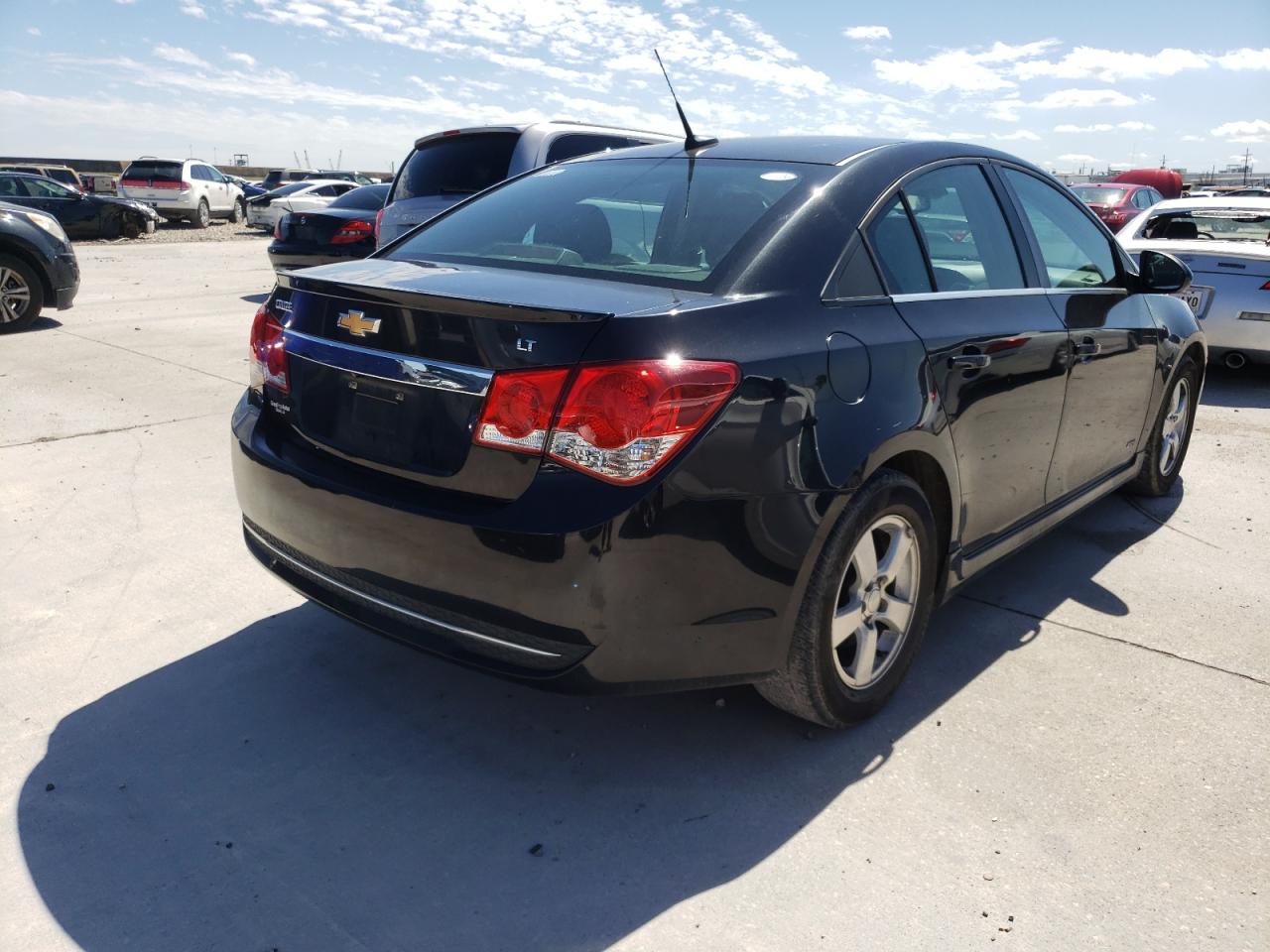 Photo 4 from auction – 2014 CHEVROLET CRUZE LT with VIN 1G1PC5SB5E7306426