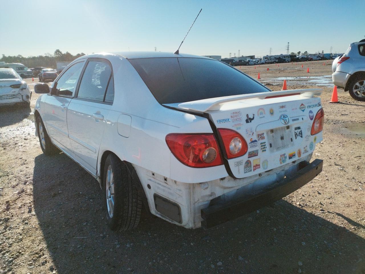Photo 3 from auction – 2008 TOYOTA COROLLA CE with VIN 1NXBR32E88Z004032