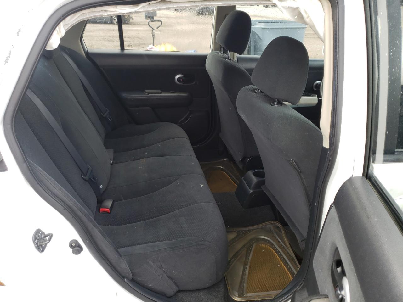 Photo 6 from auction – 2010 NISSAN VERSA S with VIN 3N1BC1AP9AL458130