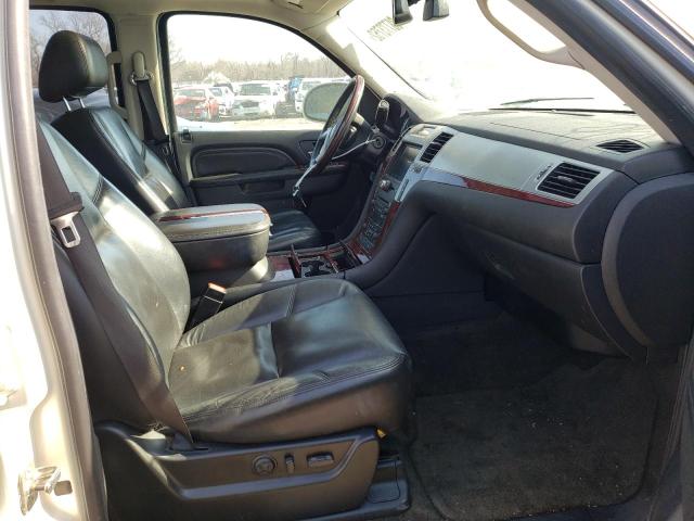 Photo 5 from auction – 2010 CADILLAC ESCALADE P with VIN 1GYUKCEF3AR147902