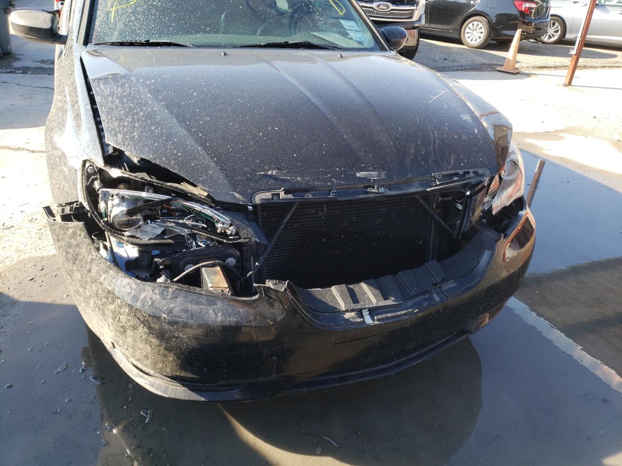 Photo 9 from auction – 2013 CHRYSLER 200 LIMITE with VIN 1C3CCBCG3DN649880