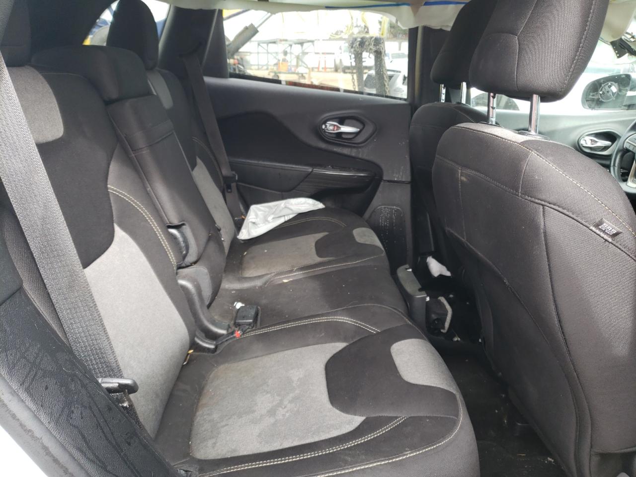 Photo 6 from auction – 2014 JEEP CHEROKEE L with VIN 1C4PJMCB5EW307958