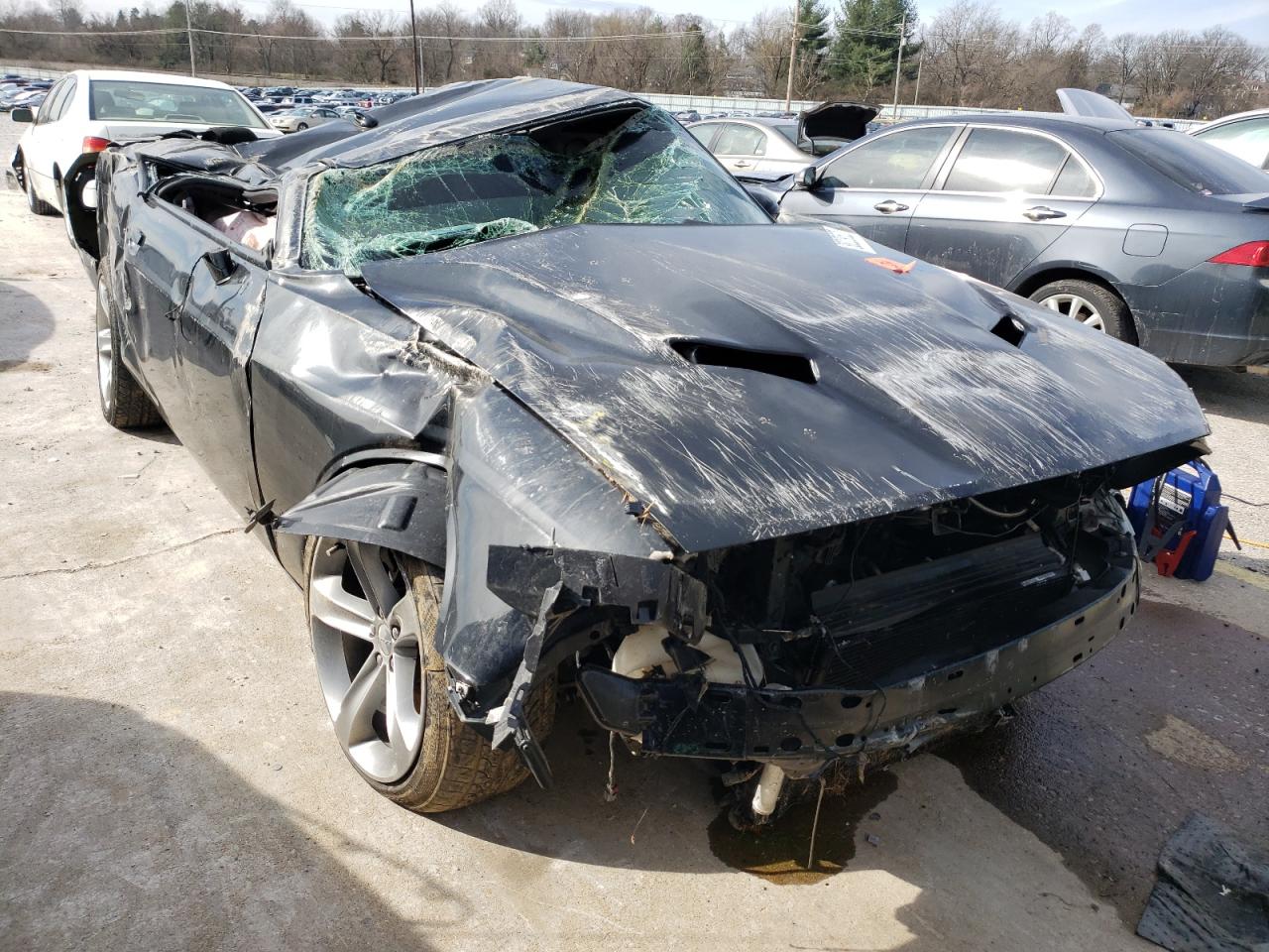 DODGE CHALLENGER 2015 with VIN 2C3CDZAG7FH700544 - Photo from auction
