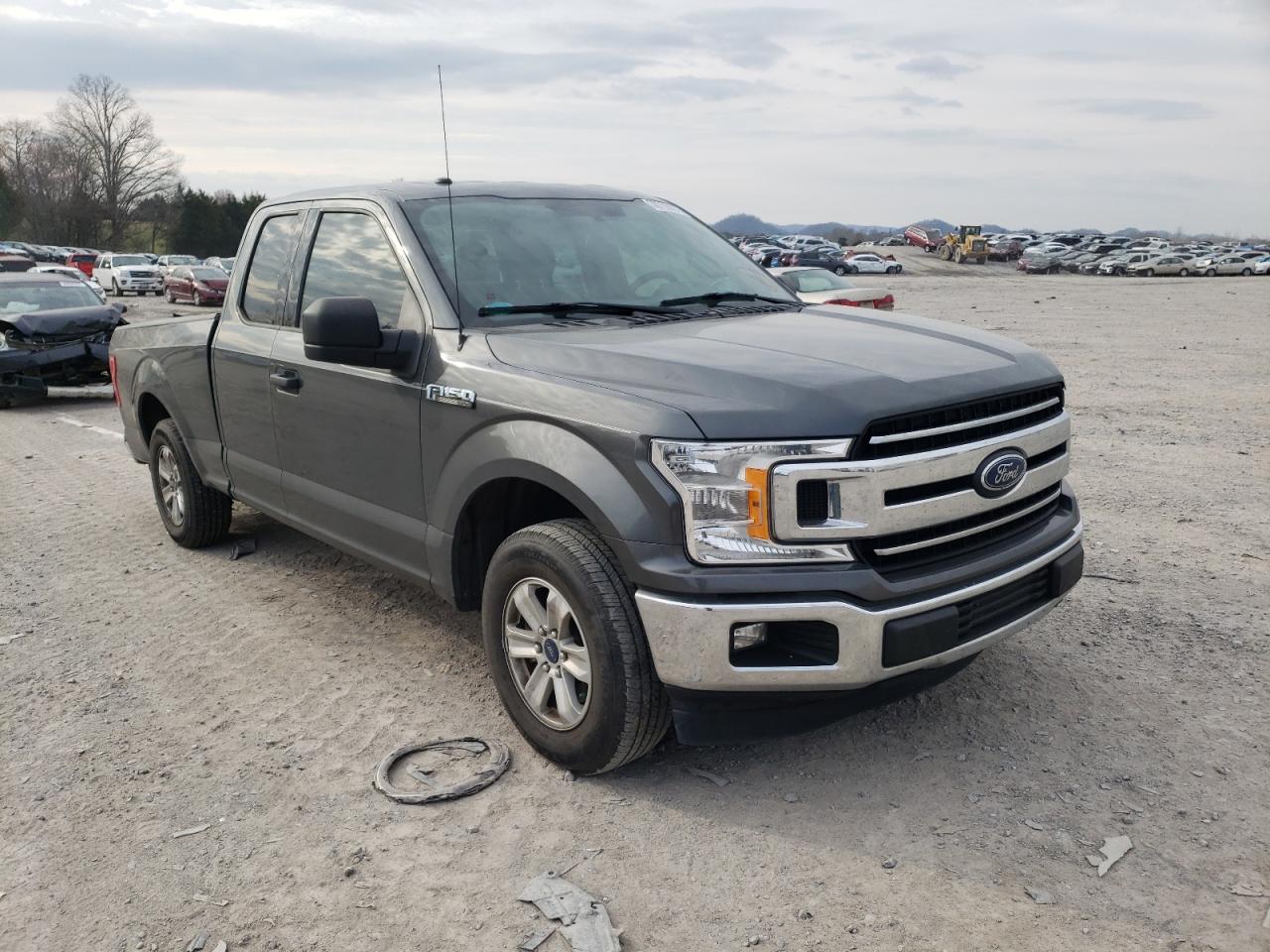 Photo 13 from auction – 2018 FORD F150 SUPER with VIN 1FTEX1CB5JFE39262
