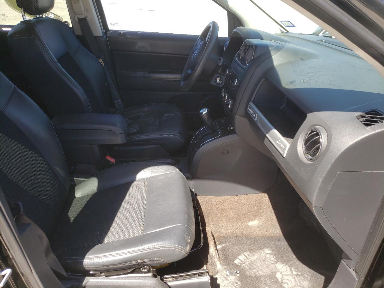 Photo 5 from auction – 2014 JEEP COMPASS SP with VIN 1C4NJCBA8ED786317