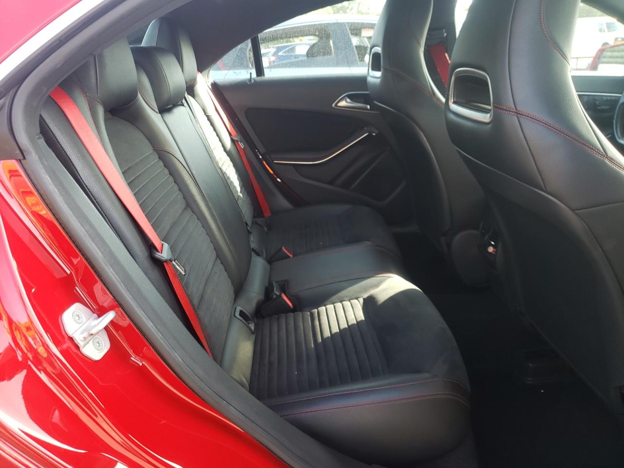 Photo 6 from auction – 2014 MERCEDES-BENZ CLA 250 with VIN WDDSJ4EB0EN123742