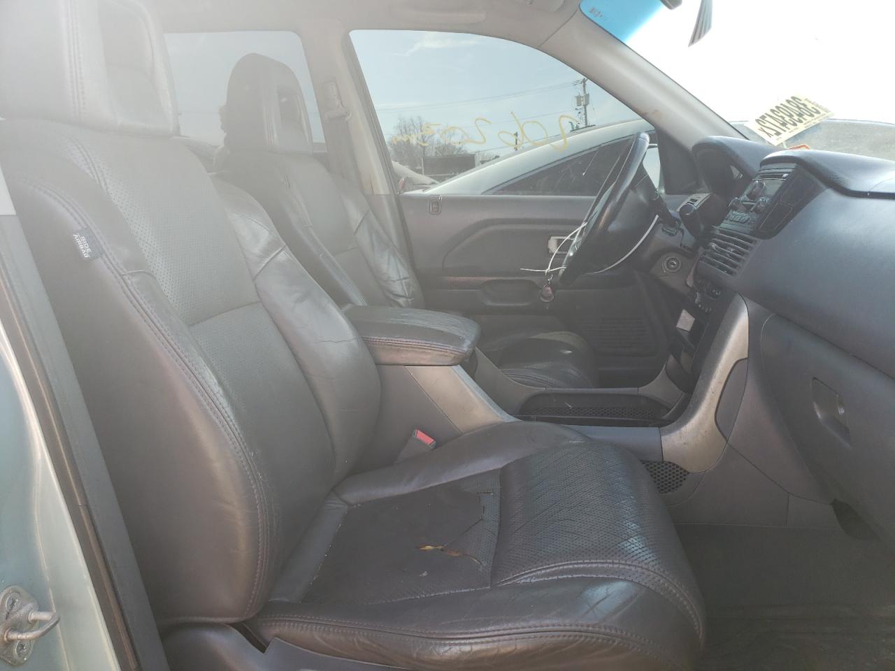 Photo 5 from auction – 2003 HONDA PILOT EXL with VIN 2HKYF18523H572928