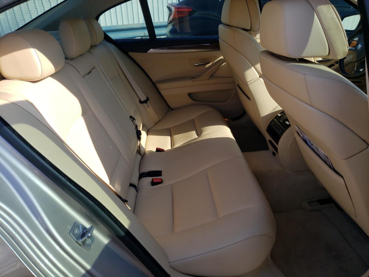 Photo 6 from auction – 2012 BMW 528 I with VIN WBAXG5C59CDY28573