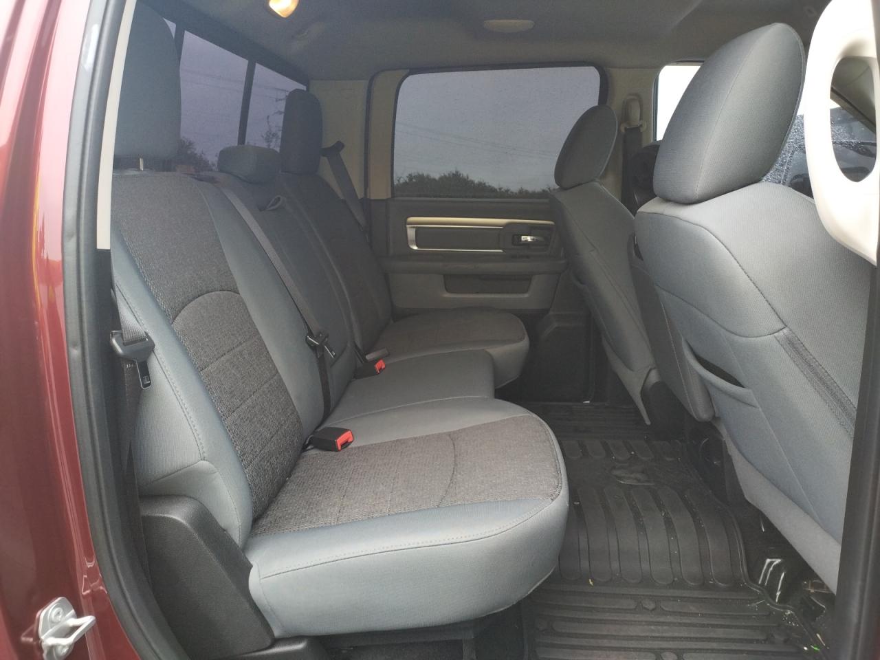Photo 6 from auction – 2017 RAM 1500 SLT with VIN 3C6RR7LTXHG669001
