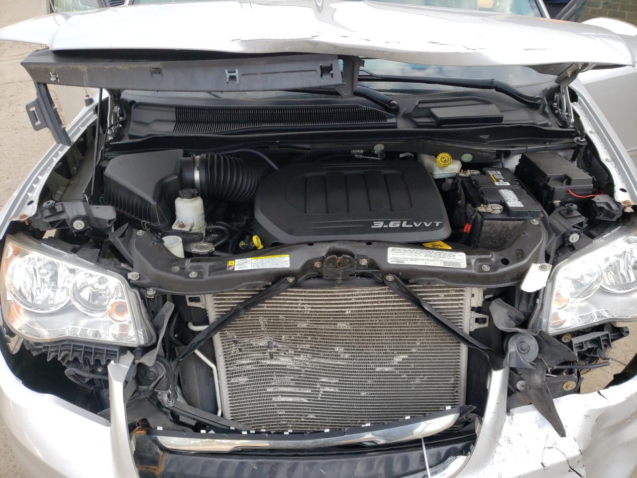 Photo 7 from auction – 2012 CHRYSLER TOWN & COU with VIN 2C4RC1CG0CR368783