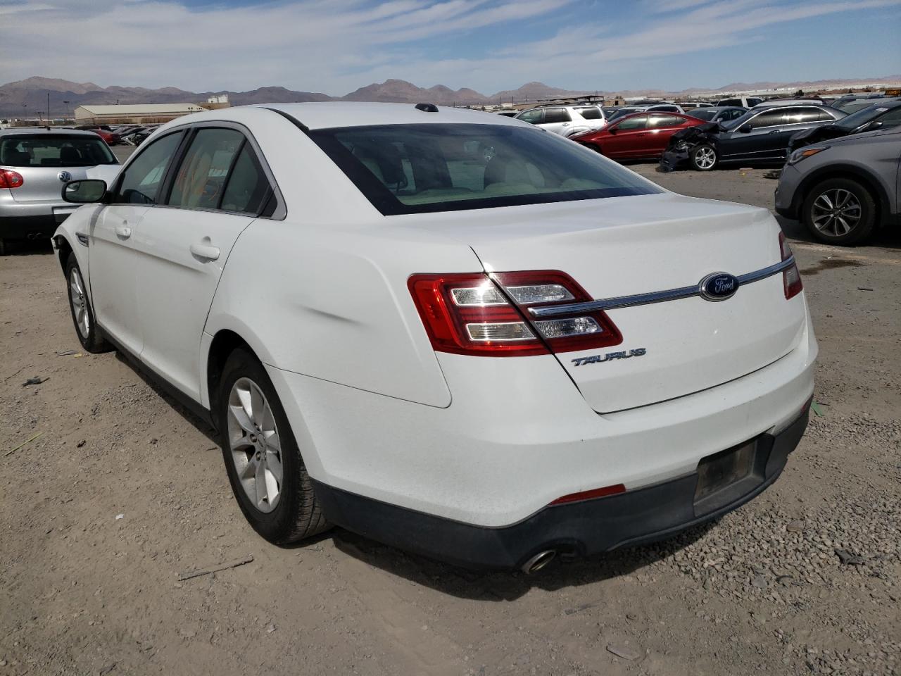 Photo 3 from auction – 2014 FORD TAURUS SE with VIN 1FAHP2D87EG122420