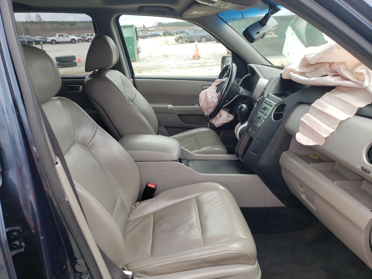 Photo 5 from auction – 2010 HONDA PILOT EXL with VIN 5FNYF4H66AB036473