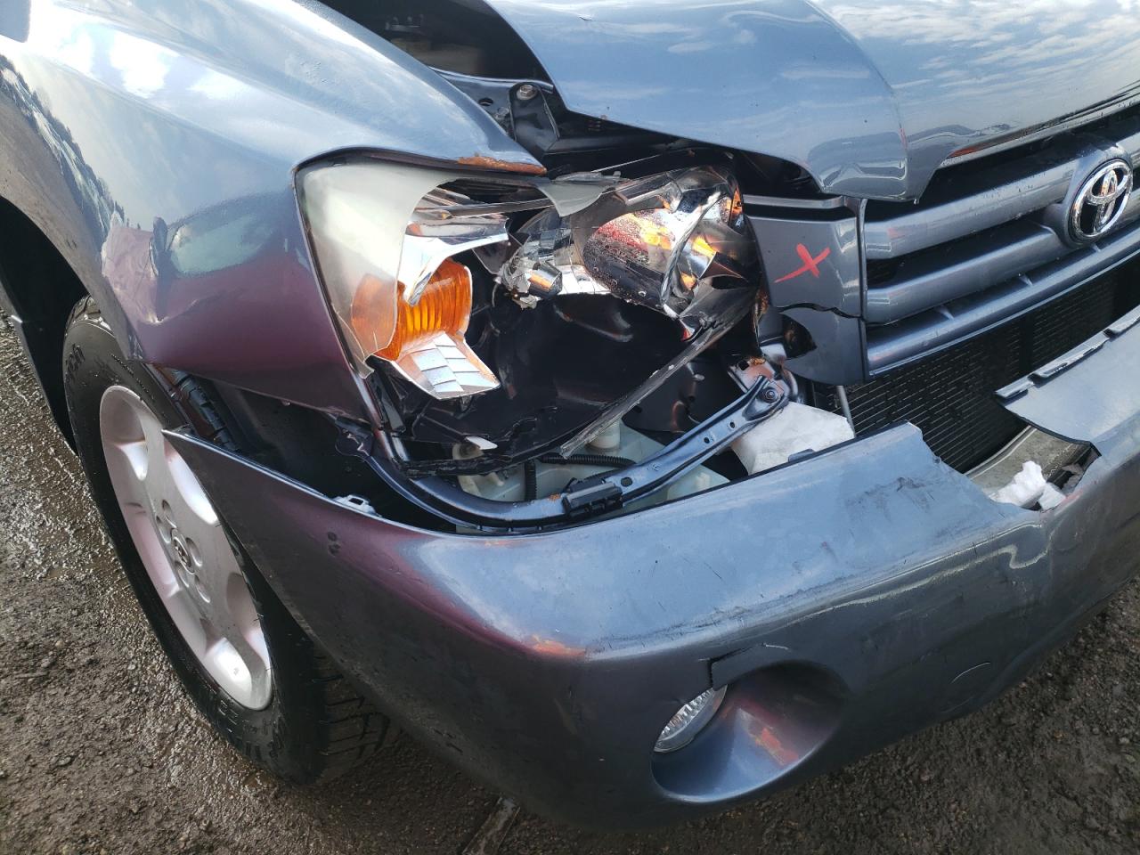Photo 9 from auction – 2005 TOYOTA HIGHLANDER with VIN JTEEP21A450112629