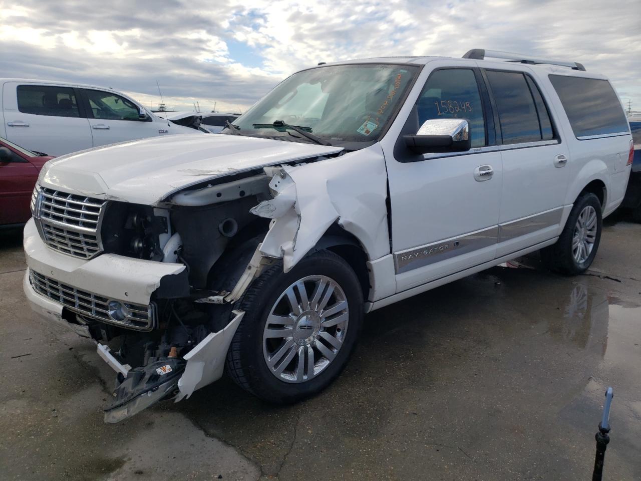 Photo 2 from auction – 2009 LINCOLN NAVIGATOR with VIN 5LMFL27539EJ00150