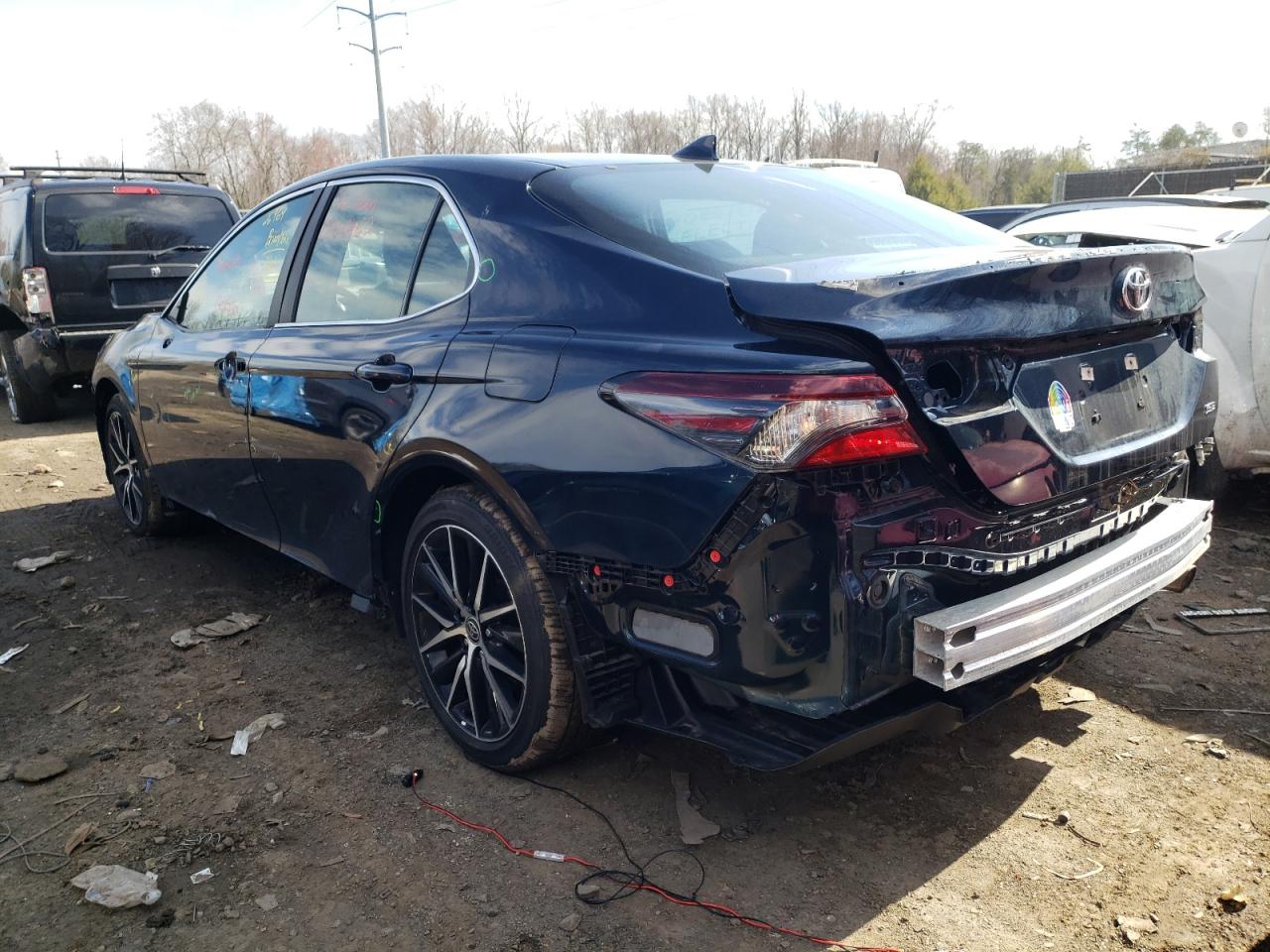 Photo 3 from auction – 2021 TOYOTA CAMRY SE with VIN 4T1G11AK4MU525901