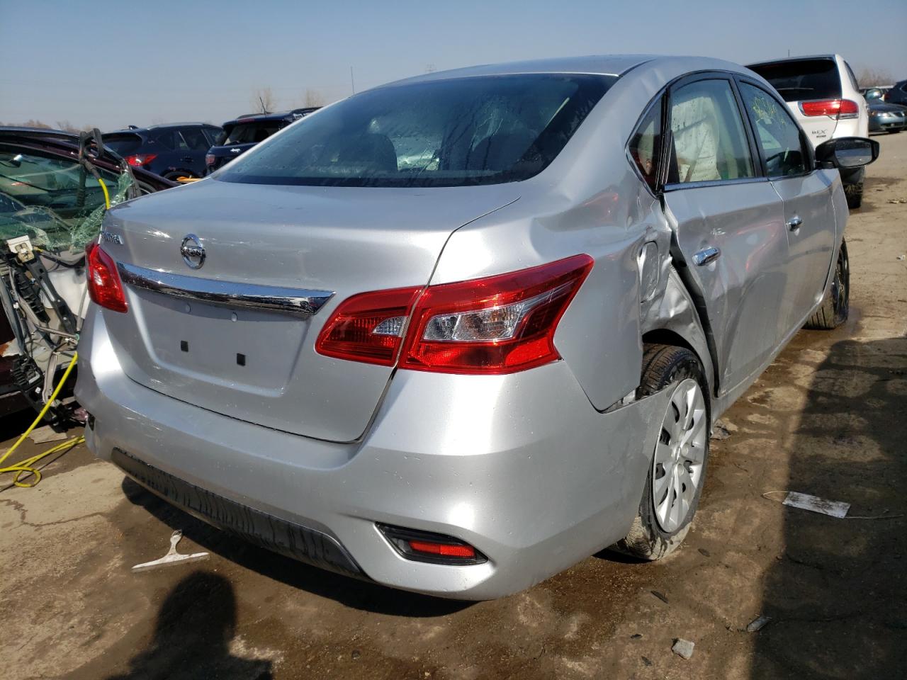Photo 4 from auction – 2019 NISSAN SENTRA S with VIN 3N1AB7AP7KY367136
