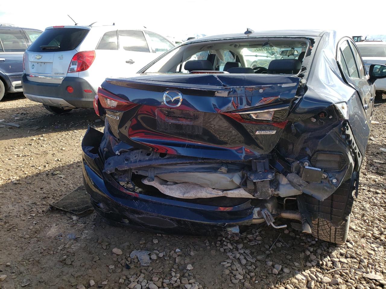 Photo 9 from auction – 2015 MAZDA 3 TOURING with VIN JM1BM1V33F1239907