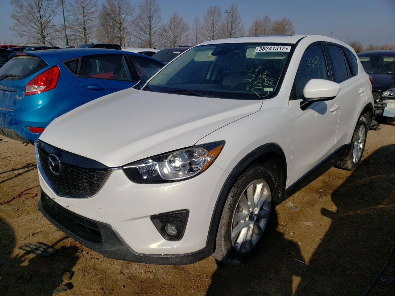 Photo 2 from auction – 2014 MAZDA CX-5 GT with VIN JM3KE4DY2E0302308
